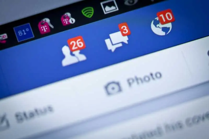 Facebook променя реда на съобщенията в полза на приятелите